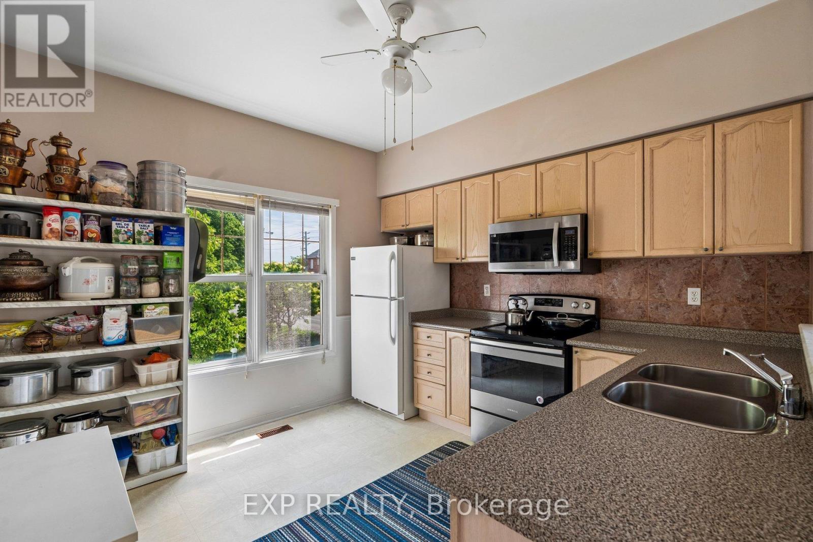 42 - 630 Evans Avenue, Toronto, Ontario M8W 2W6 - Photo 9 - W13464980