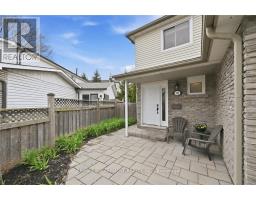 712 AUBURN CRESCENT, Burlington, Ontario