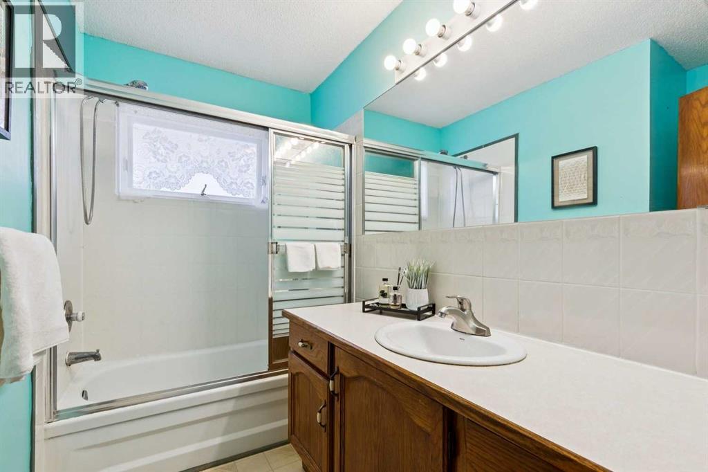 8971 Scurfield Drive Nw, Calgary, Alberta  T3L 1K6 - Photo 31 - A2322573