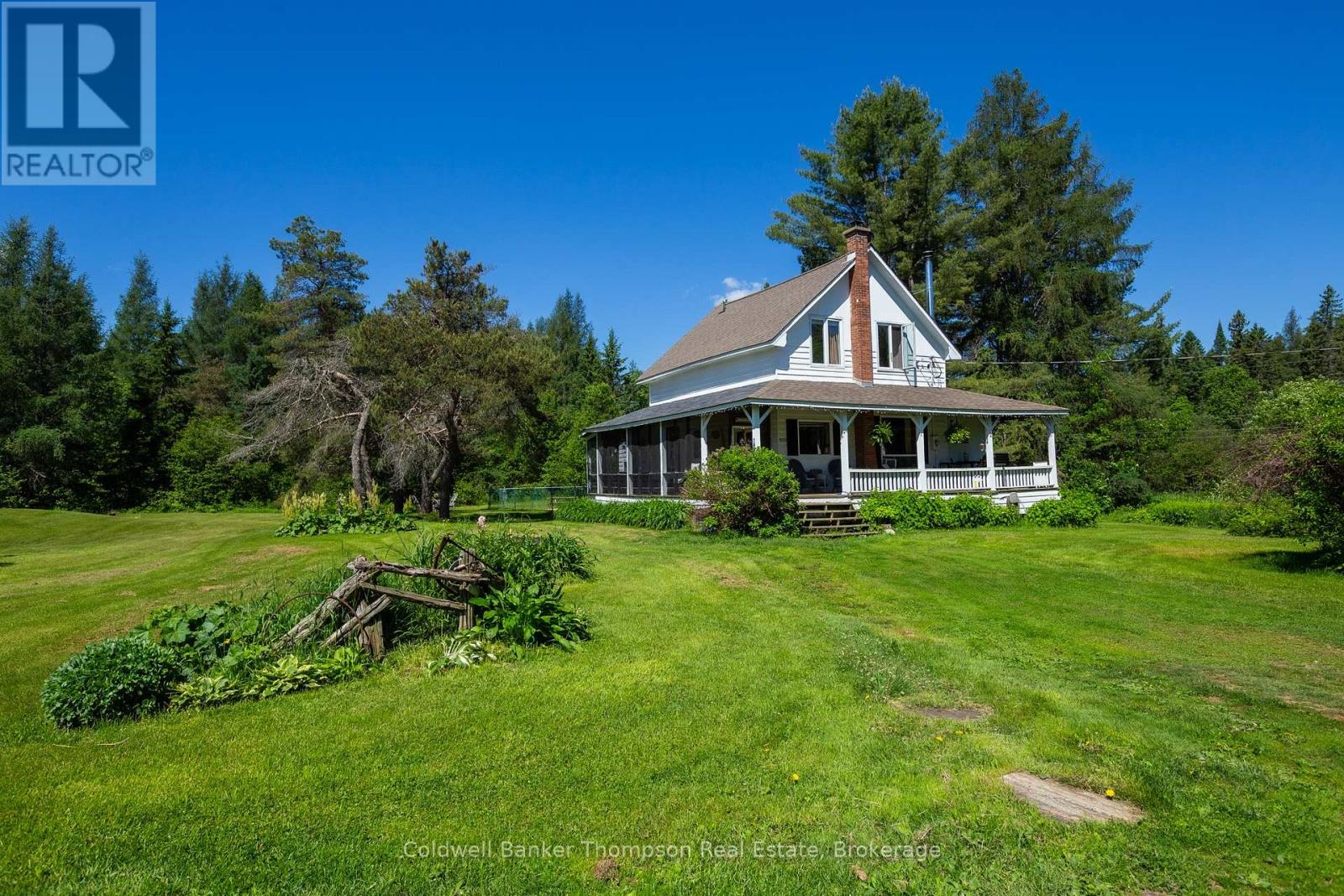 421 LINDGREN ROAD E, Huntsville, Ontario