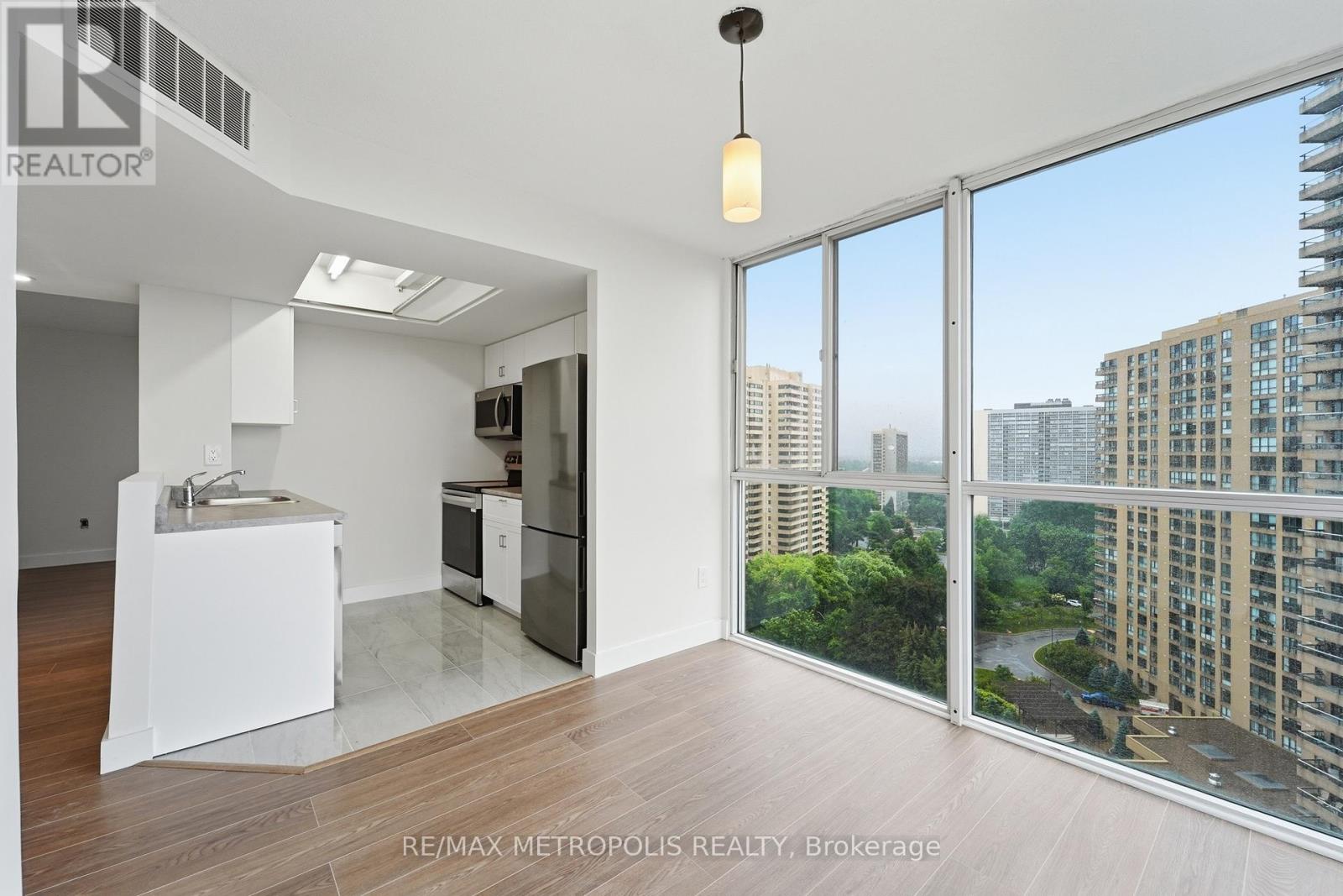 1604 - 5 Concorde Place, Toronto, Ontario M3C 3M8 - Photo 9 - C13464998