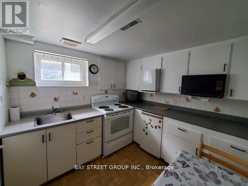 Lower - 73 Regatta Crescent, Toronto, Ontario  M2R 2X7 - Photo 6 - C13465016