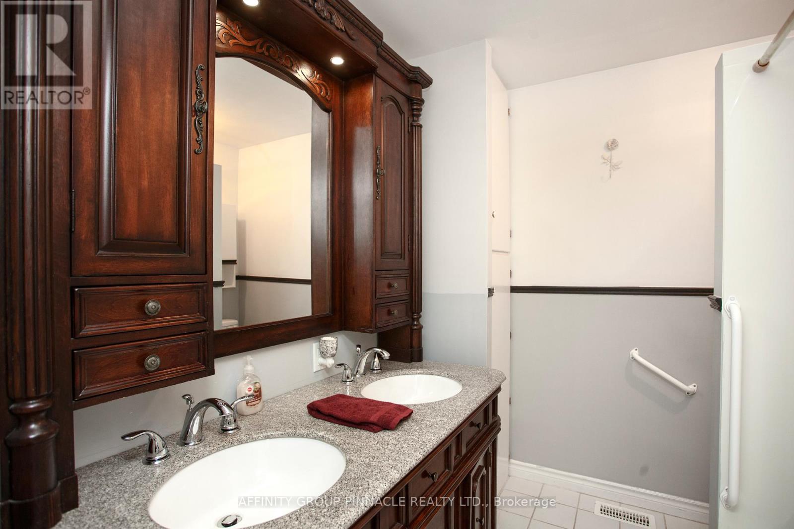 74 William Street, Kawartha Lakes, Ontario  K0M 1A0 - Photo 23 - X12961036