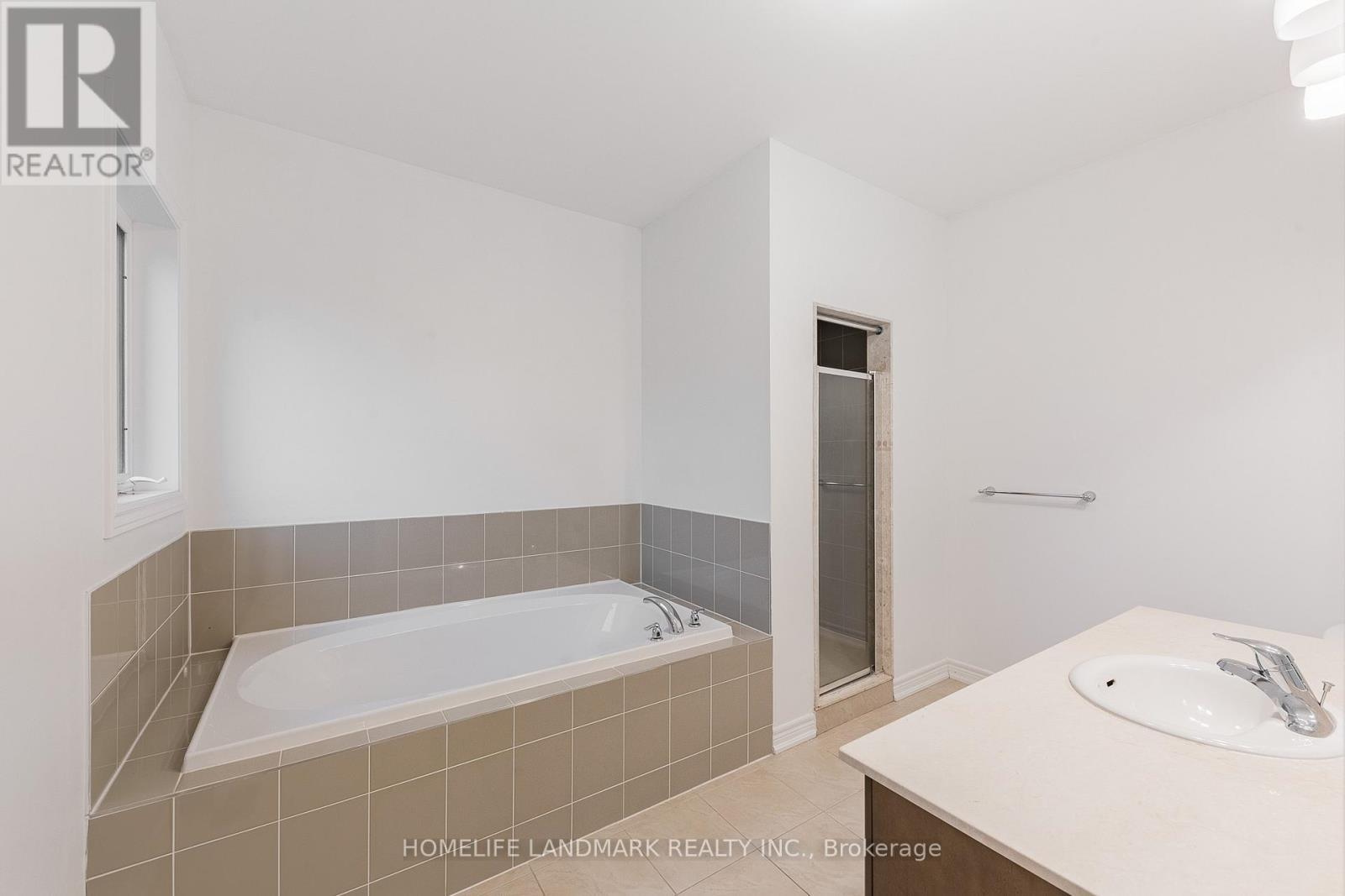 7 Plantain Lane, Richmond Hill, Ontario L4E 1B8 - Photo 16 - N13465012