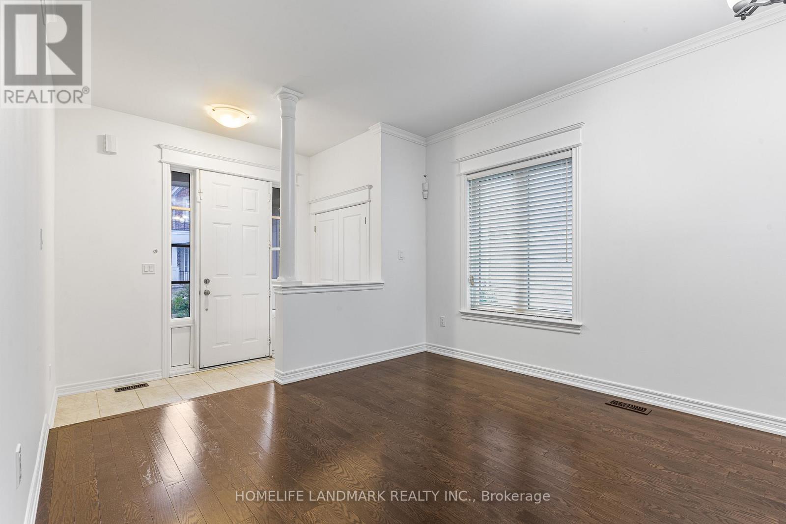 7 Plantain Lane, Richmond Hill, Ontario L4E 1B8 - Photo 3 - N13465012