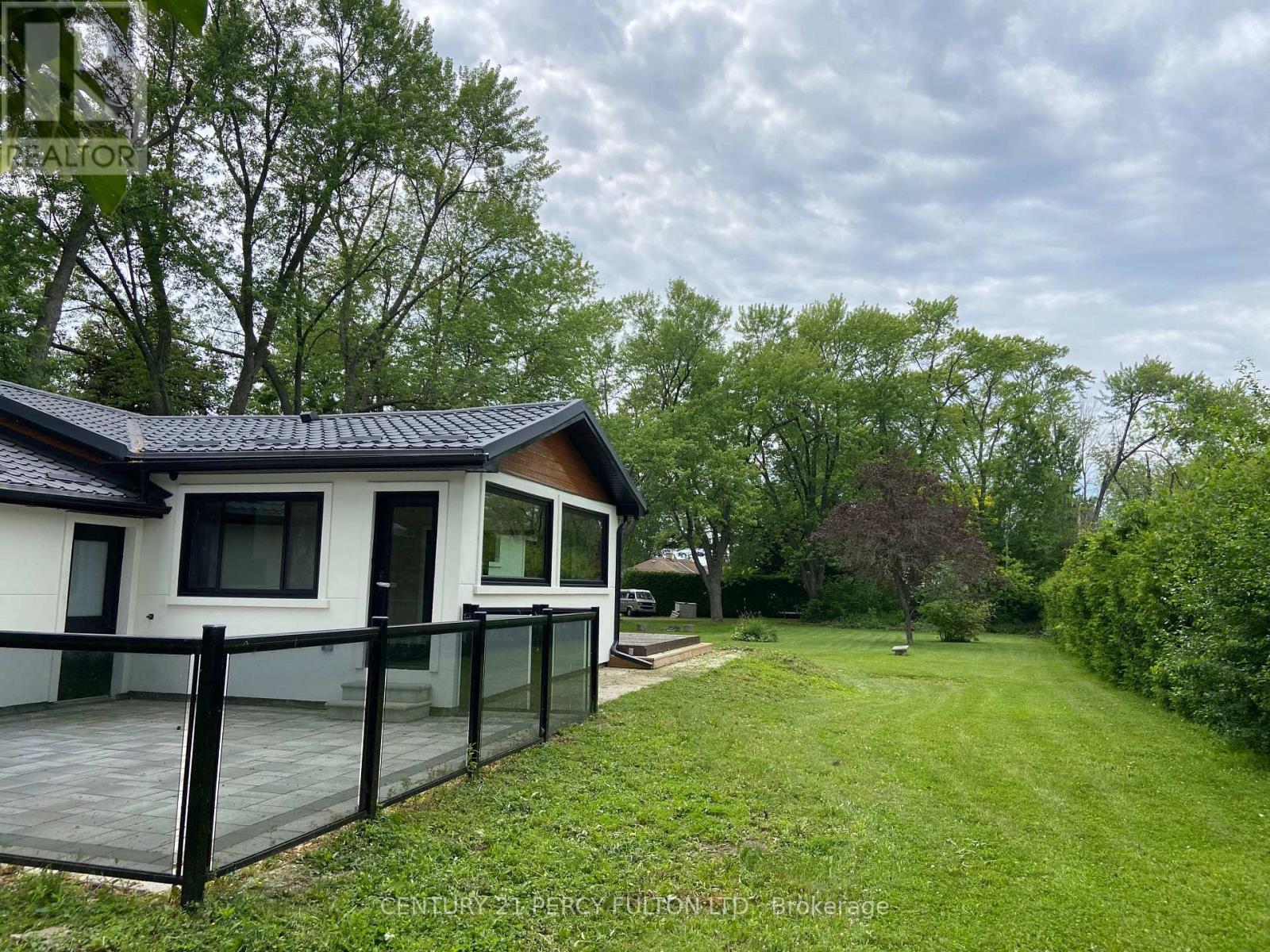 2 Walkers Lane, Georgina, Ontario L4P 3C8 - Photo 25 - N13465018