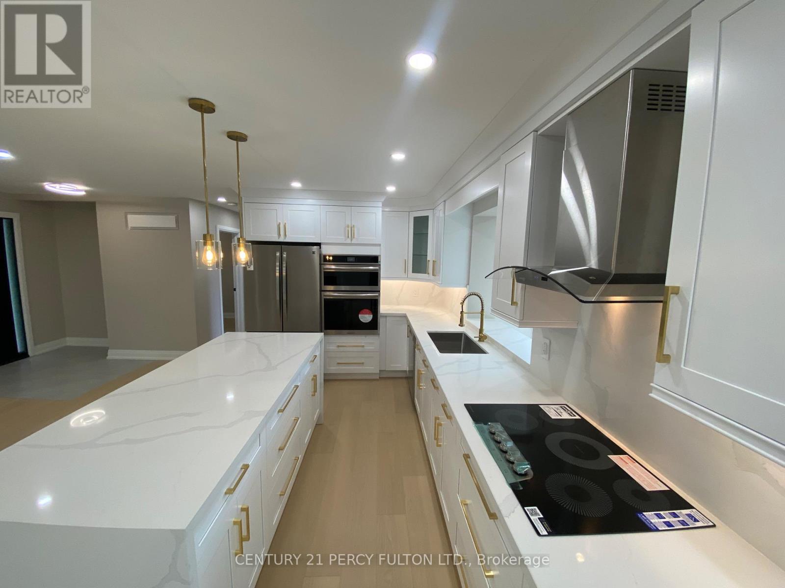 2 Walkers Lane, Georgina, Ontario L4P 3C8 - Photo 5 - N13465018