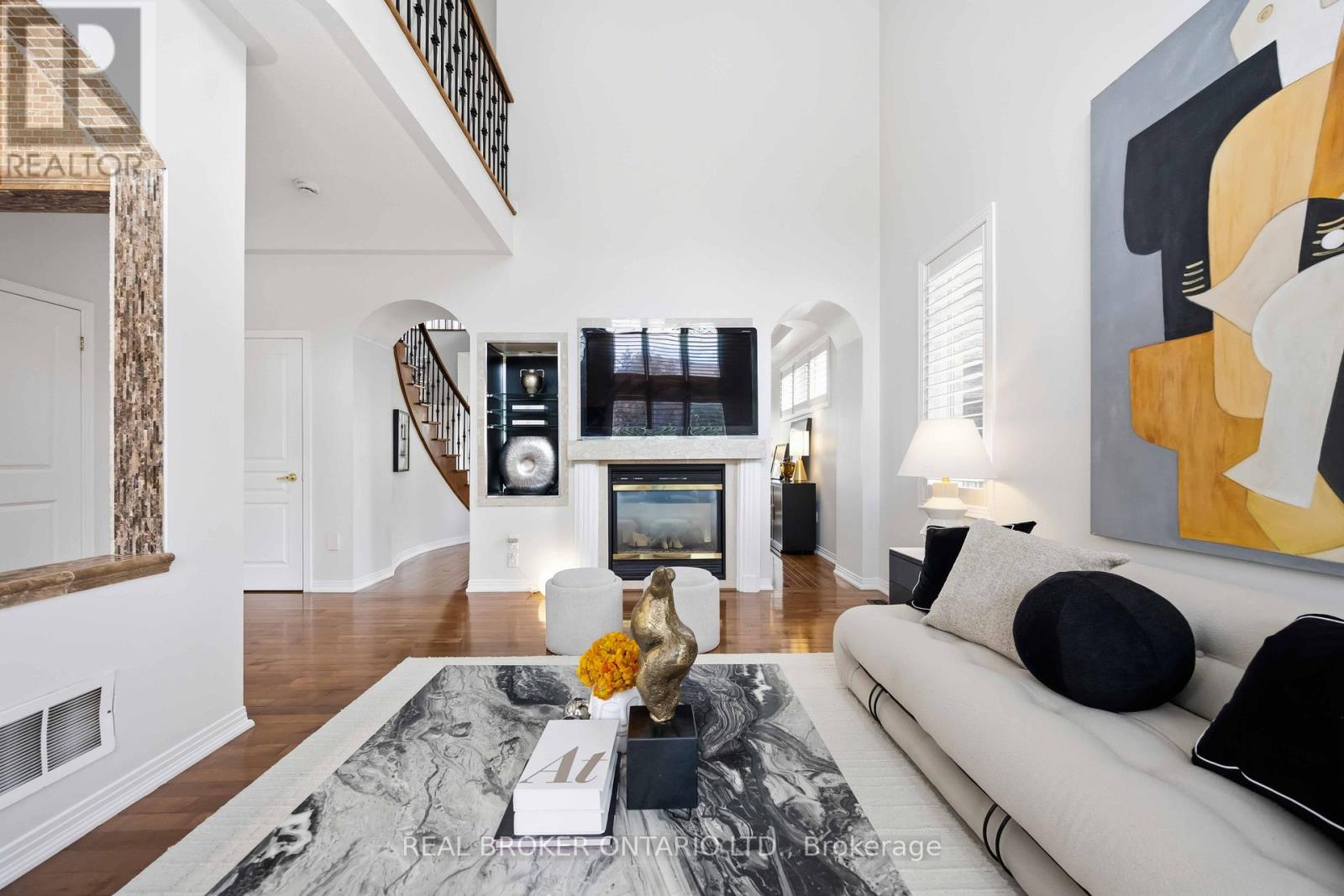 50 Robert Grundy Road, Markham, Ontario  L6C 3A3 - Photo 4 - N13465068