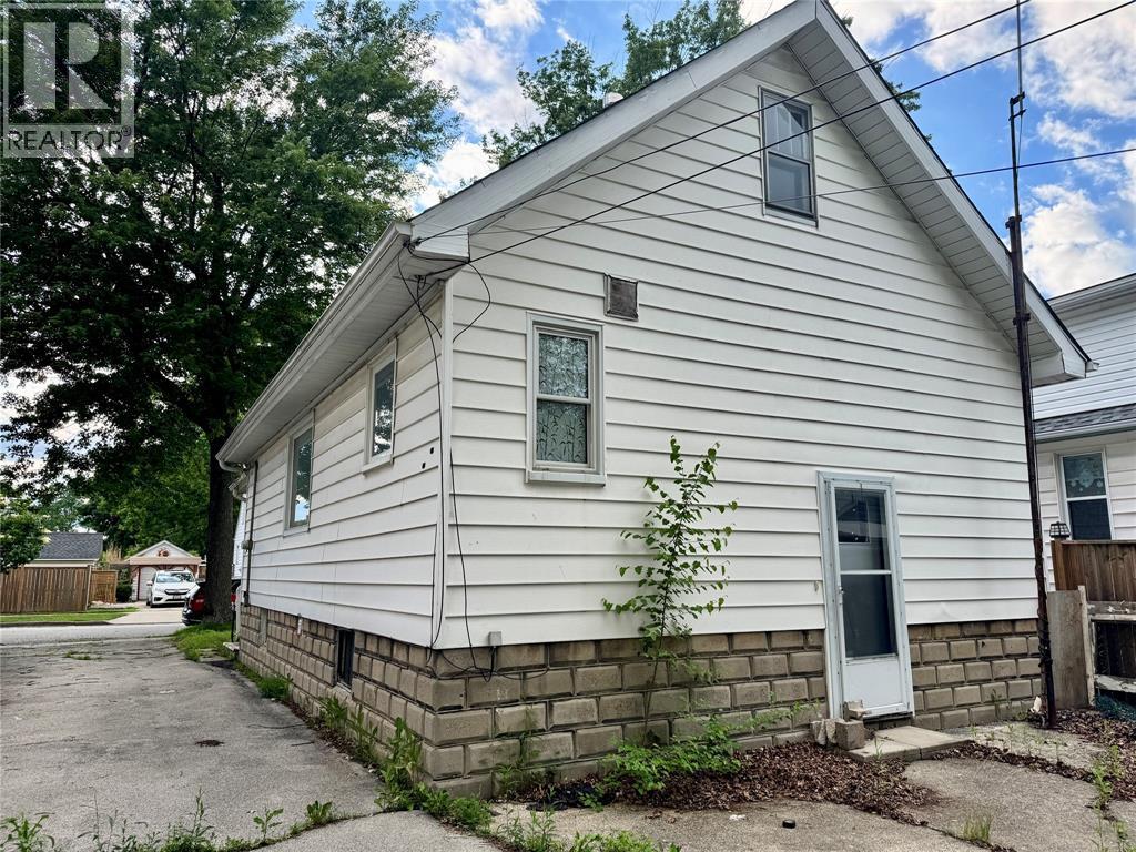 340 Shepherd Street, Sarnia, Ontario  N7T 3J6 - Photo 4 - 26014581