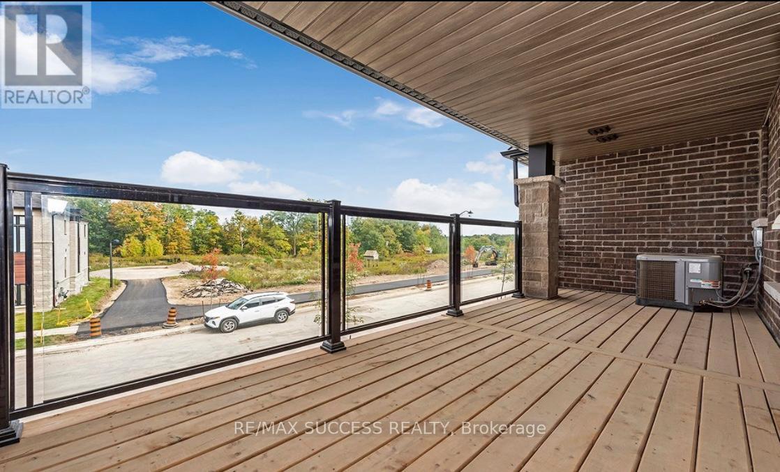 1538 Wellwood Terrace, Milton, Ontario  L9V 1V4 - Photo 10 - W13465024