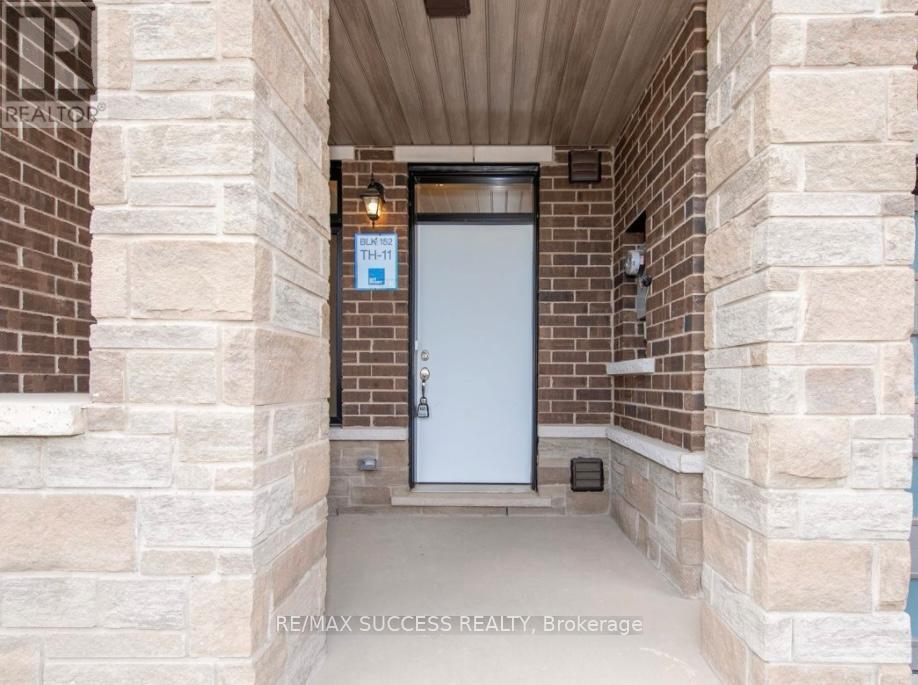 1538 Wellwood Terrace, Milton, Ontario  L9V 1V4 - Photo 2 - W13465024