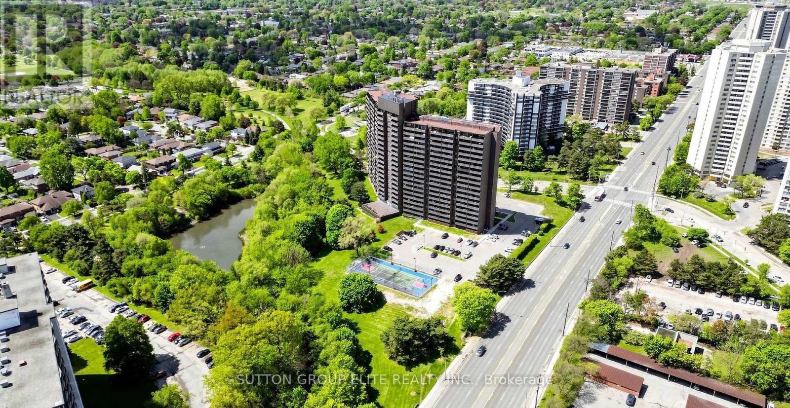 1110 - 11 Wincott Drive, Toronto, Ontario  M9R 2R9 - Photo 3 - W13465064
