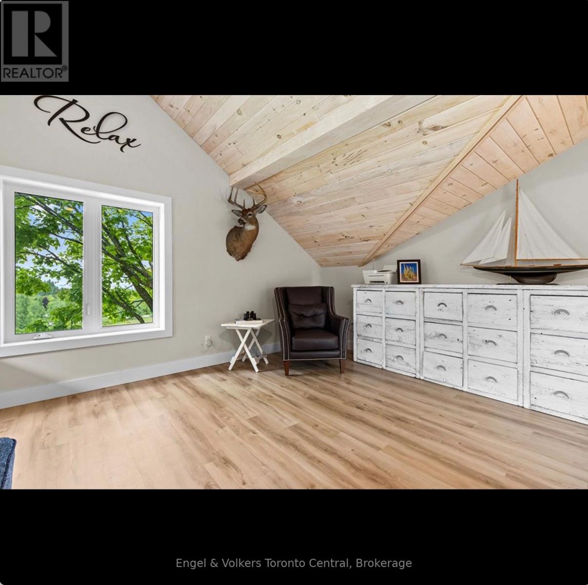 9263 91 County Road, Clearview, Ontario  L0M 1H0 - Photo 30 - S12745154