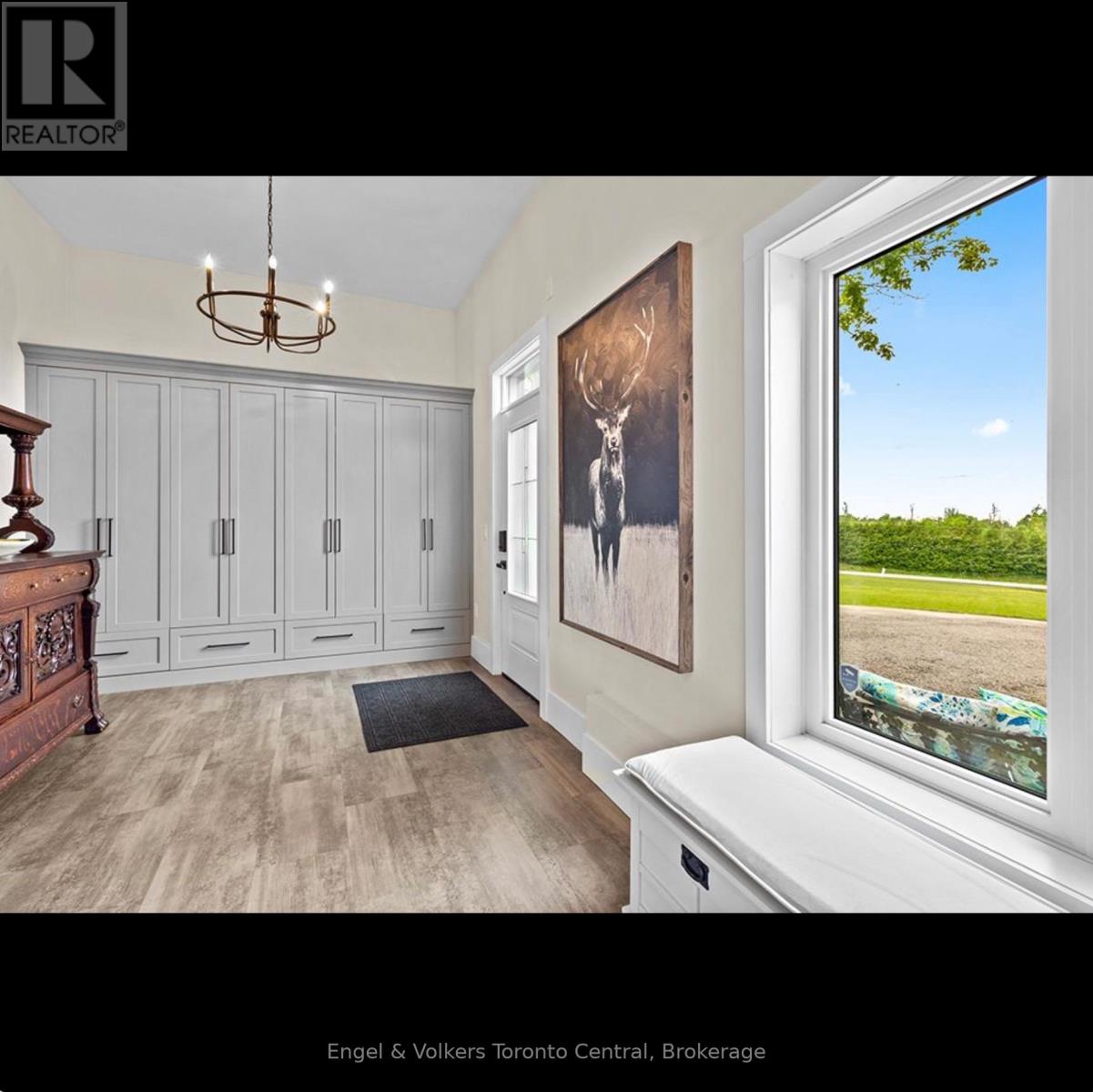 9263 91 County Road, Clearview, Ontario  L0M 1H0 - Photo 7 - S12745154