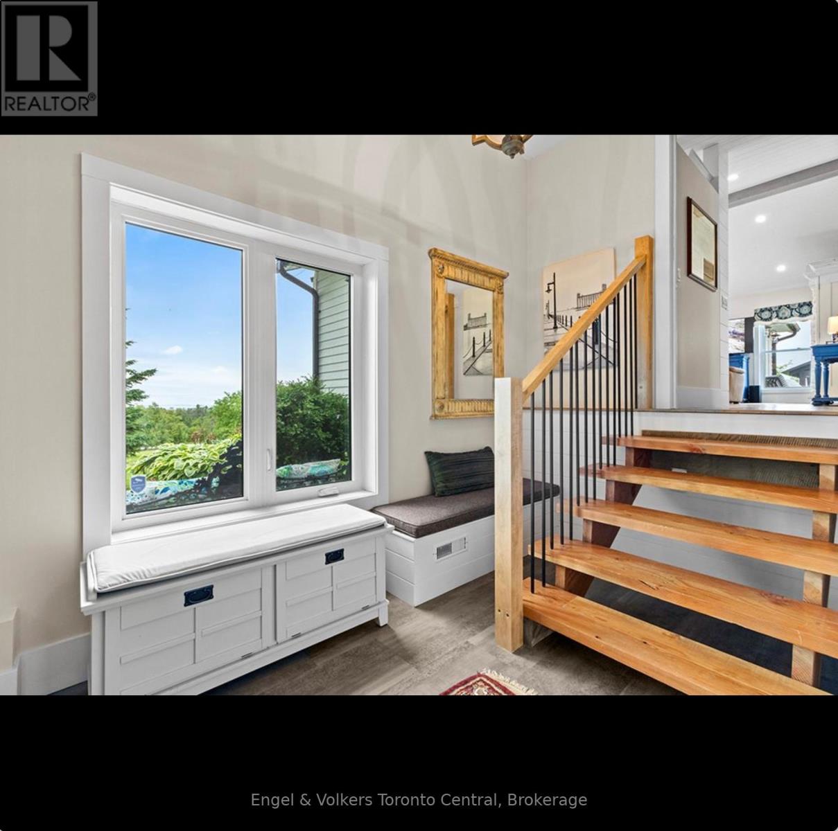 9263 91 County Road, Clearview, Ontario  L0M 1H0 - Photo 9 - S12745154