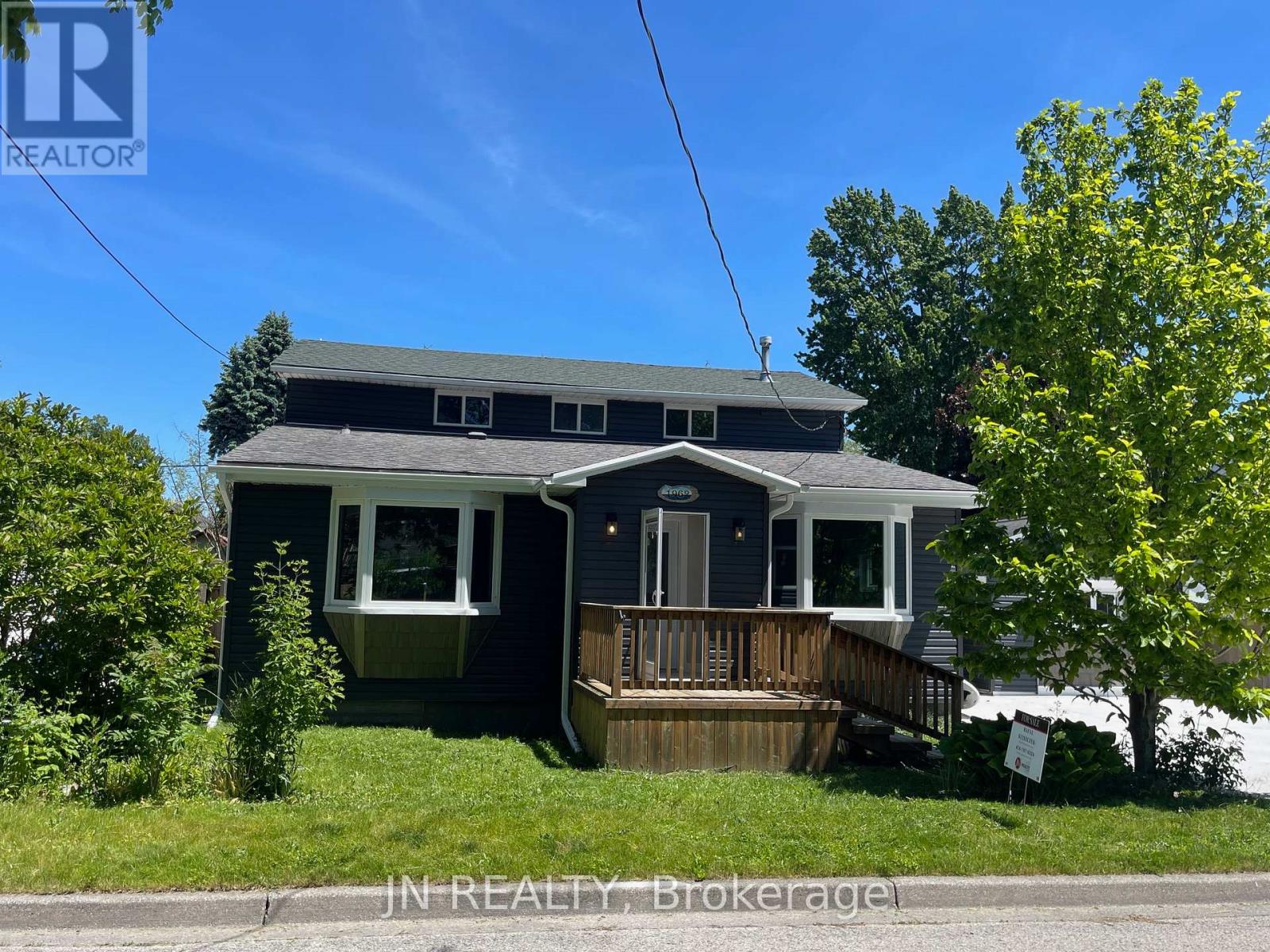 1962 FRANKLIN AVENUE W, Sarnia, Ontario