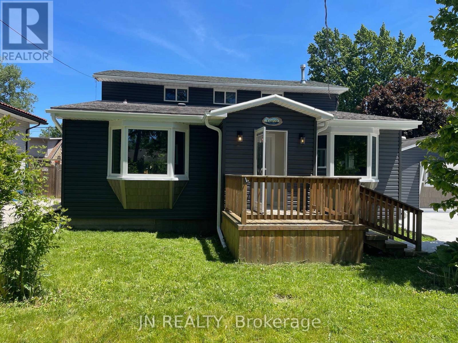 1962 Franklin Avenue W, Sarnia, Ontario  N0N 1C0 - Photo 2 - X13465008