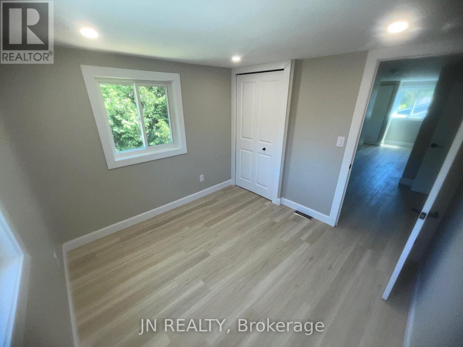 1962 Franklin Avenue W, Sarnia, Ontario  N0N 1C0 - Photo 35 - X13465008