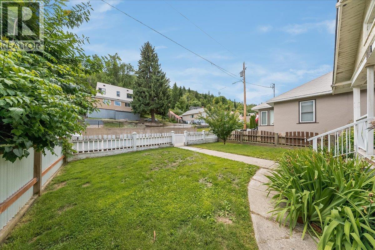 1133 Nelson Avenue, Trail, British Columbia  V1R 3H4 - Photo 28 - 10391962