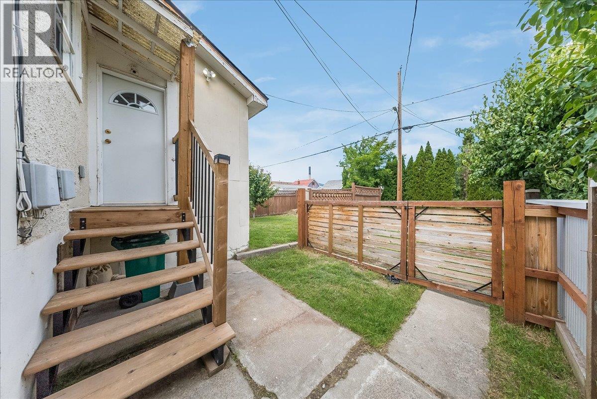 1133 Nelson Avenue, Trail, British Columbia  V1R 3H4 - Photo 30 - 10391962