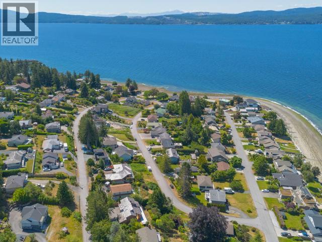 3377 Malaspina Ave, Powell River, British Columbia  V8A 5J2 - Photo 4 - 20006
