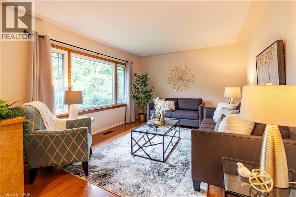 62 Boniface Avenue, Kitchener, Ontario  N2C 1L9 - Photo 4 - 40838885