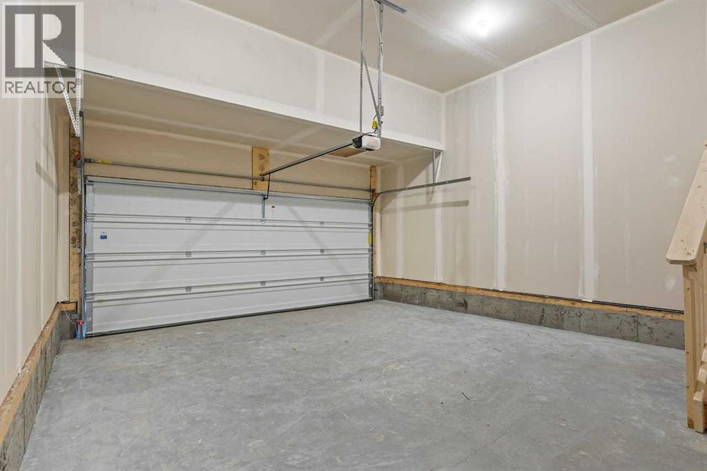138 Corner Glen Square Ne, Calgary, Alberta  T3N 2S2 - Photo 46 - A2321292