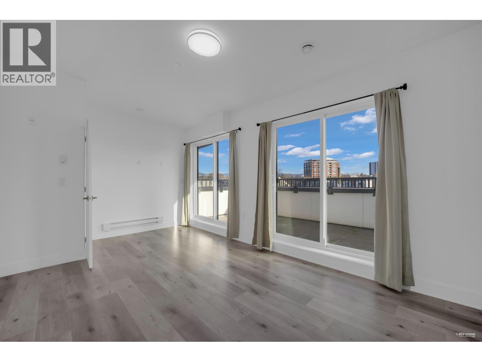 5140 Slocan Street, Vancouver, British Columbia  V5R 2A5 - Photo 11 - R3137757