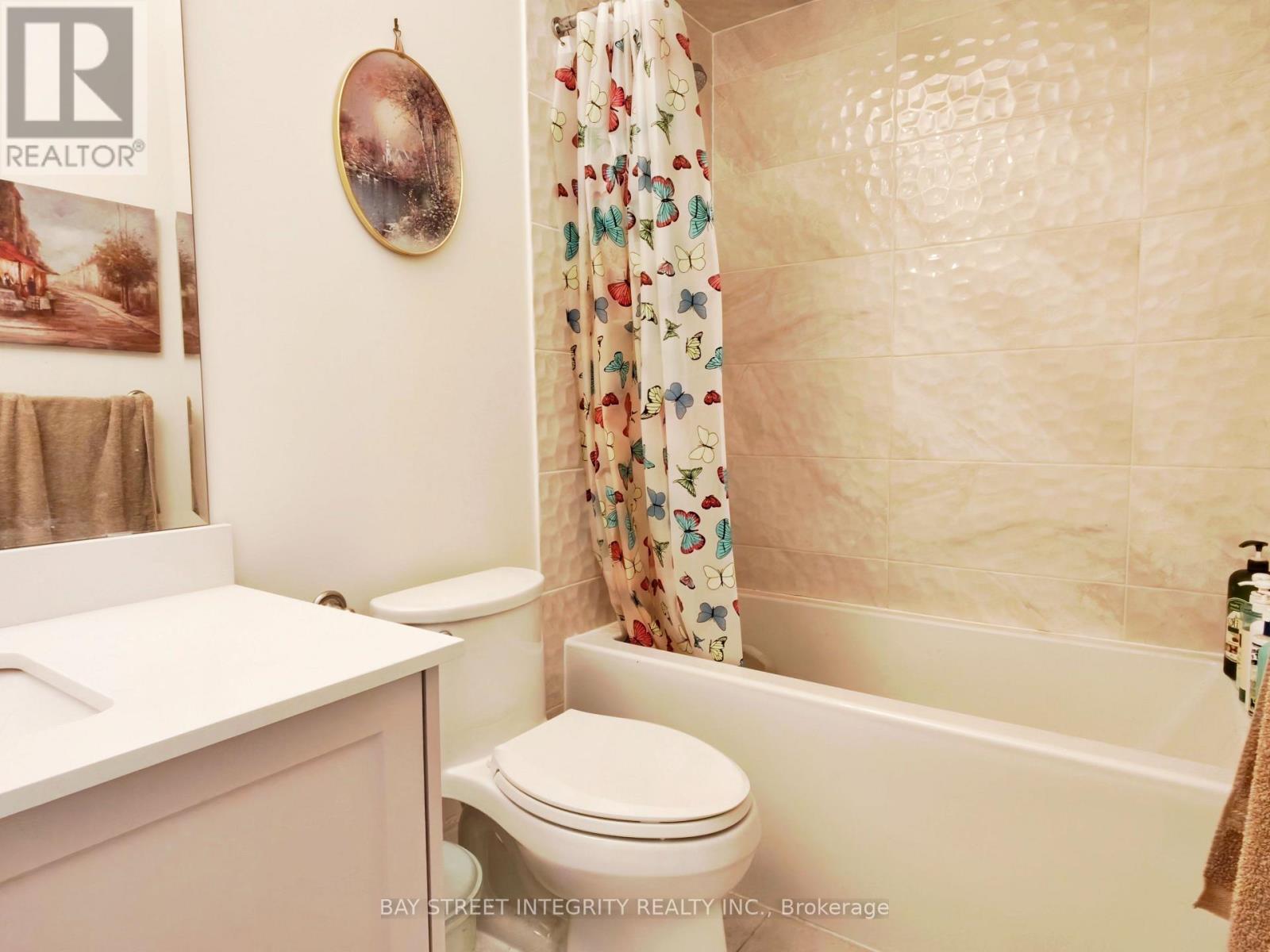 211 Hillsview Drive, Richmond Hill, Ontario  L4C 4L8 - Photo 17 - N13459676