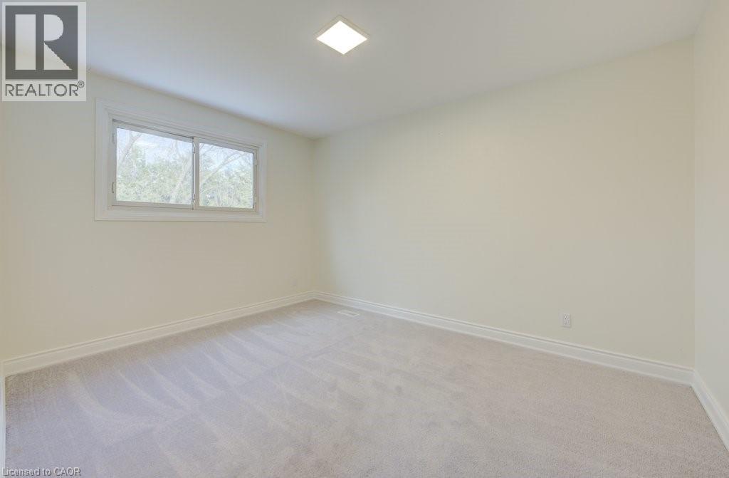 582 Chamberlain Road, Burlington, Ontario  L7L 2V5 - Photo 18 - 40834391