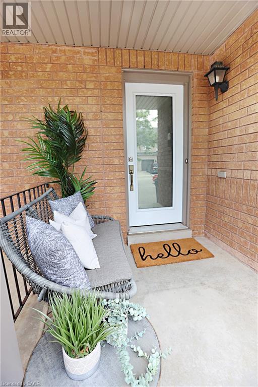 1815 Mccoy Avenue, Burlington, Ontario  L7L 7L8 - Photo 5 - 40840568