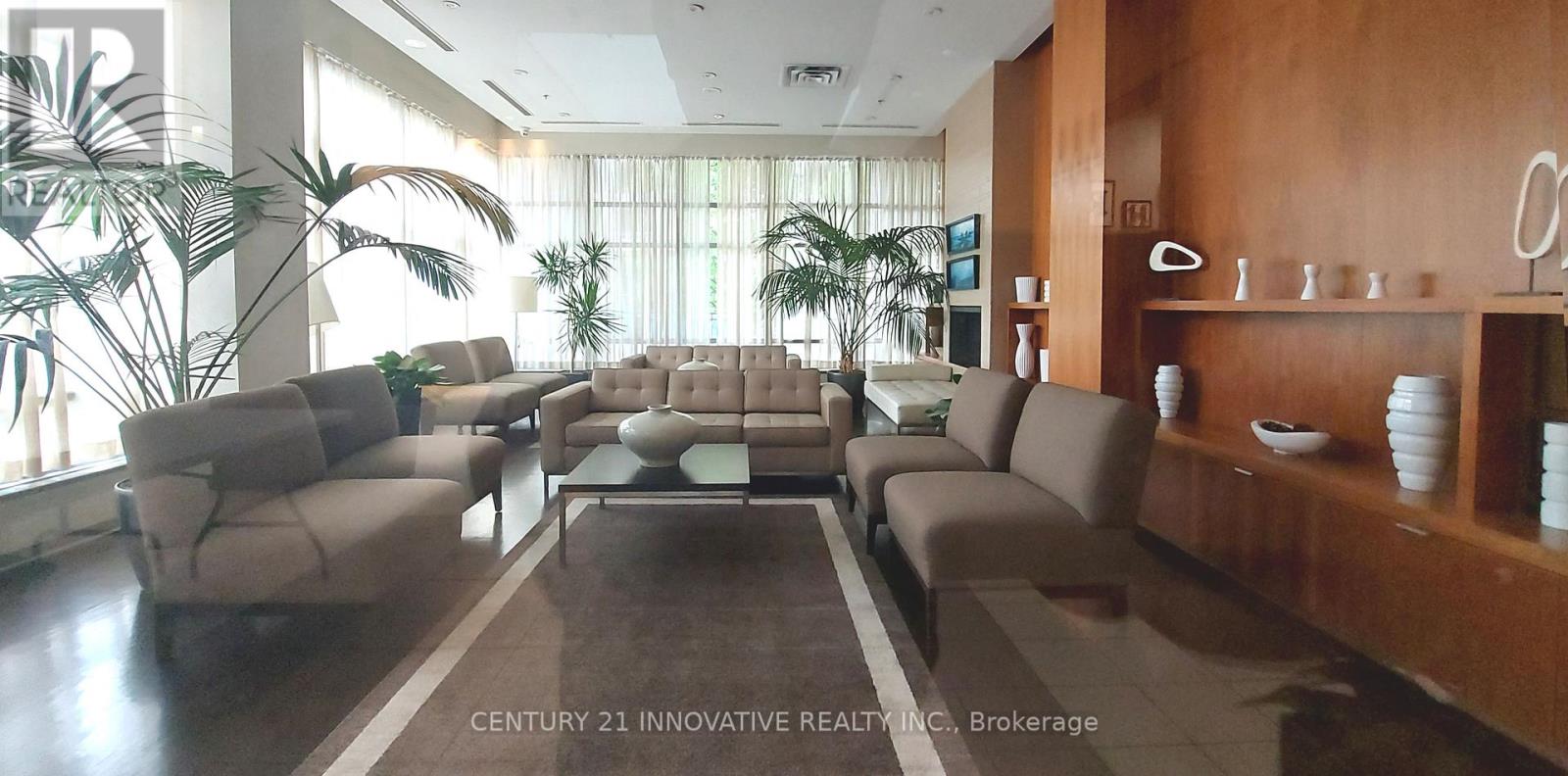 1012 - 33 Elm Drive, Mississauga, Ontario  L5B 4M2 - Photo 2 - W13465104