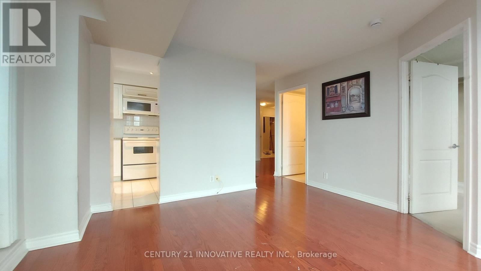 1012 - 33 Elm Drive, Mississauga, Ontario  L5B 4M2 - Photo 7 - W13465104