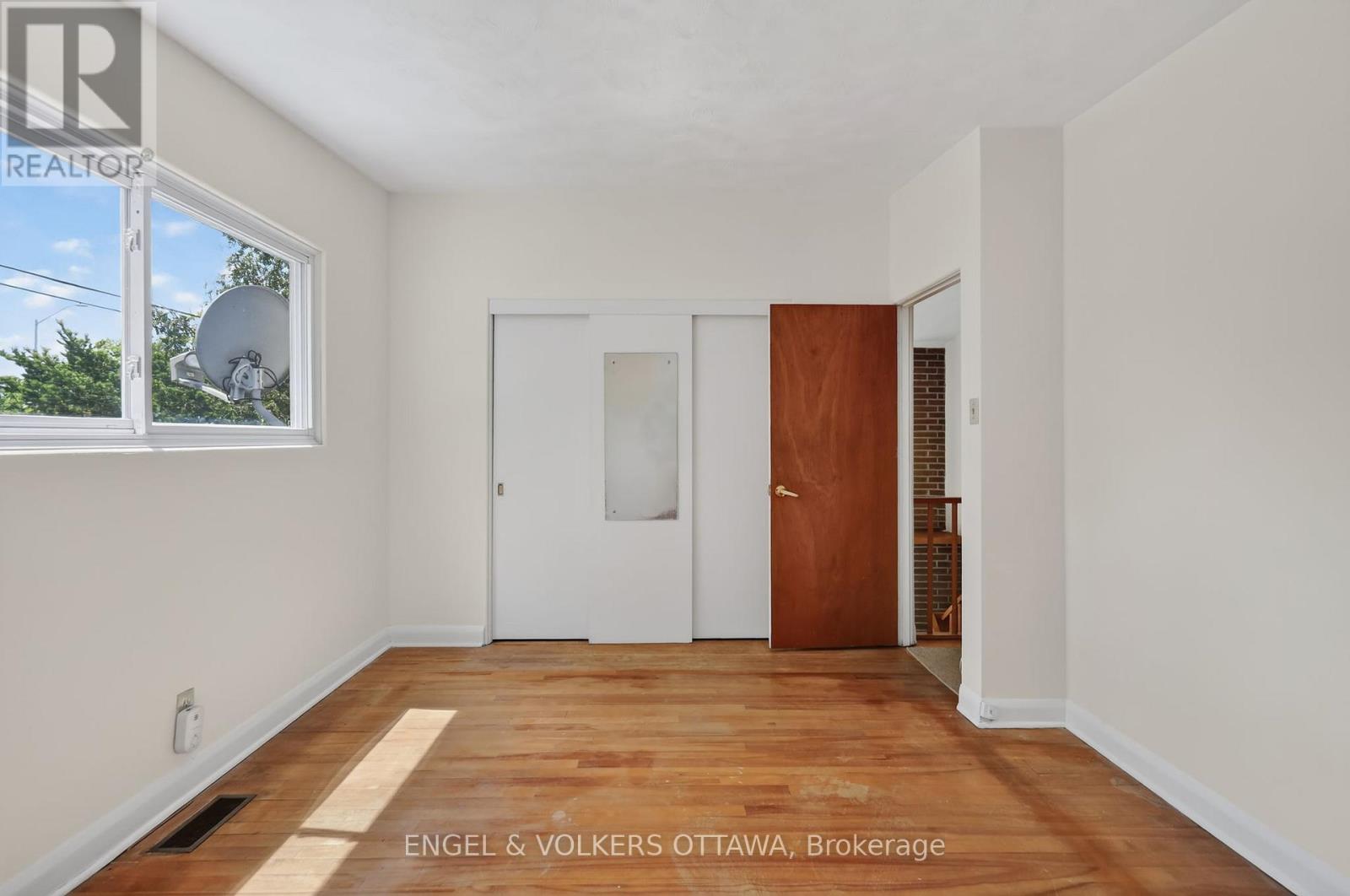1363 Heron Road, Ottawa, Ontario  K1V 6A6 - Photo 15 - X13465120
