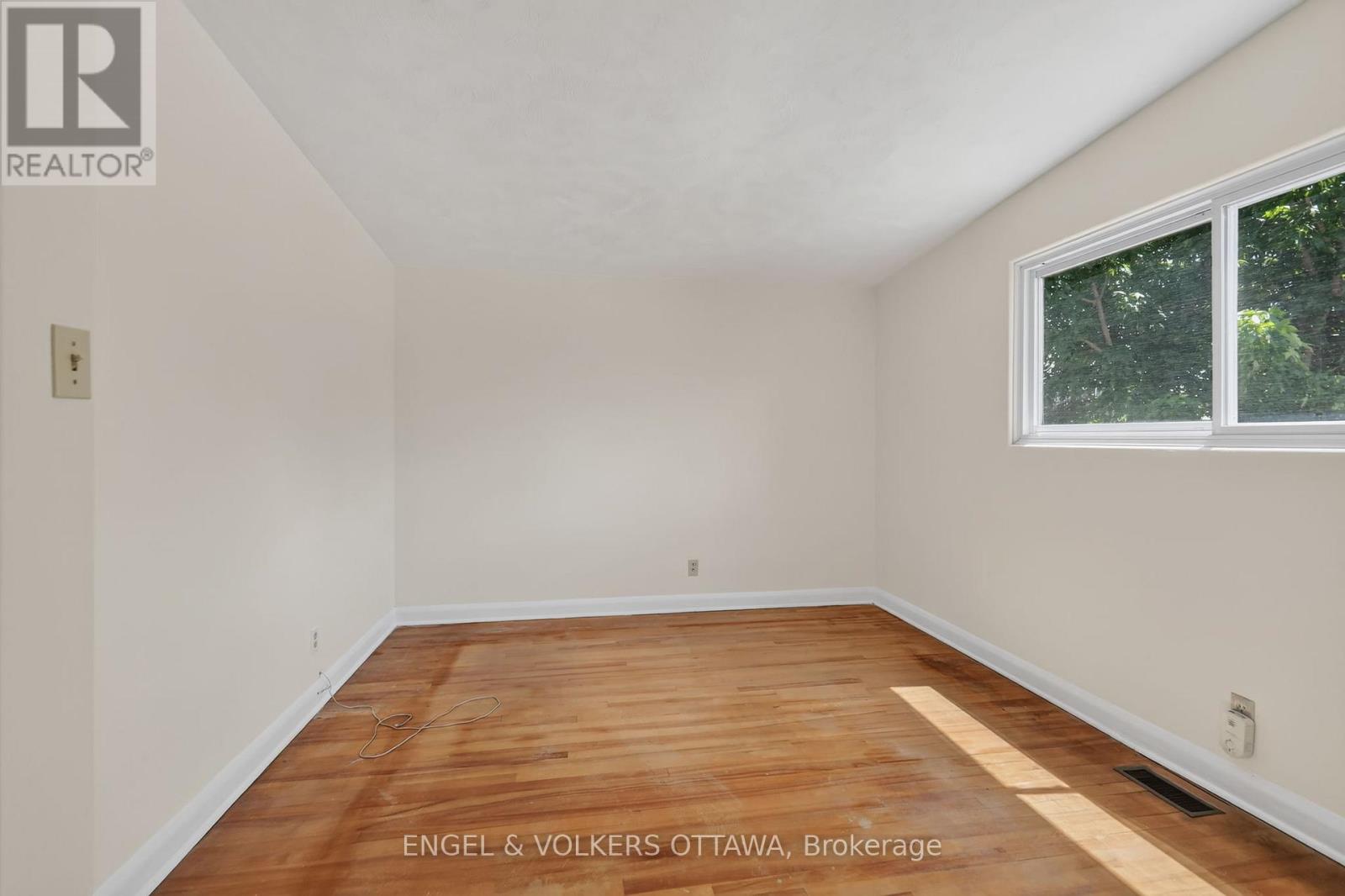 1363 Heron Road, Ottawa, Ontario  K1V 6A6 - Photo 16 - X13465120