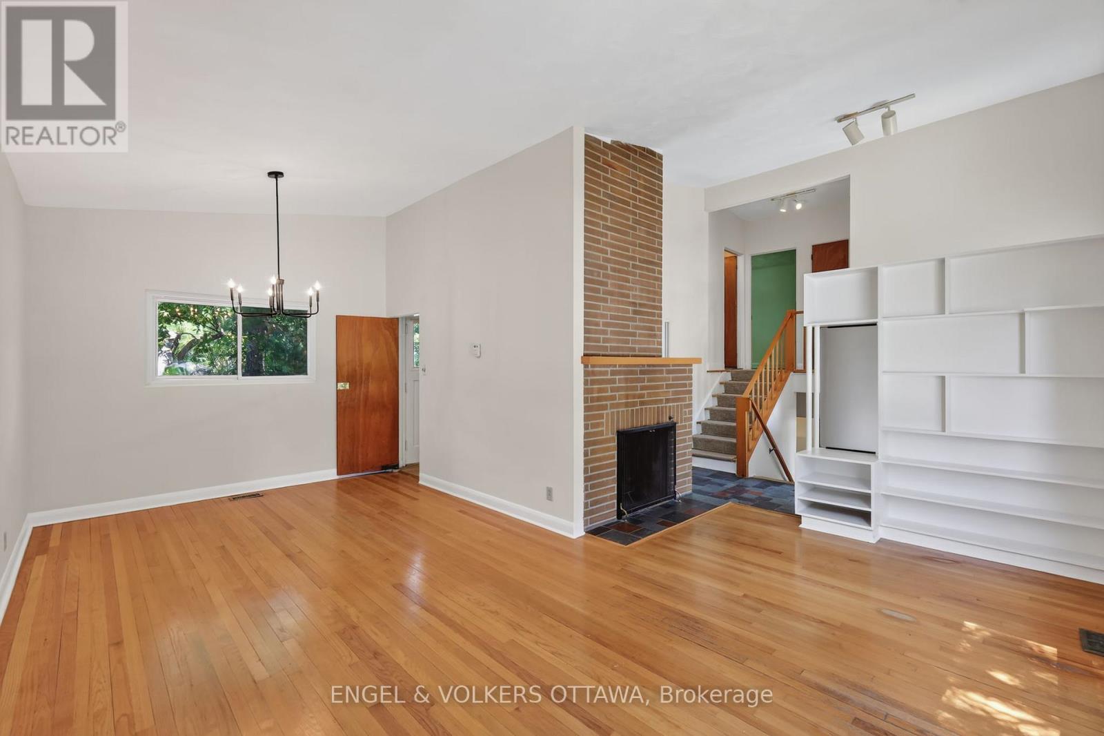 1363 Heron Road, Ottawa, Ontario  K1V 6A6 - Photo 7 - X13465120