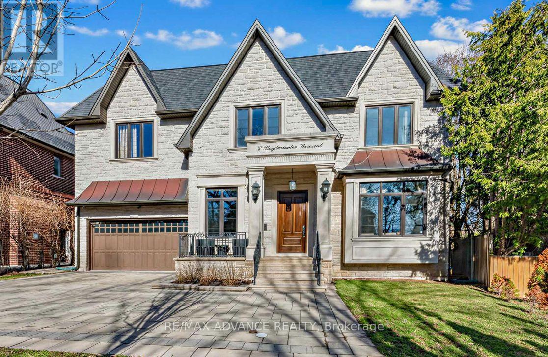 5 LLOYDMINSTER CRESCENT, Toronto, Ontario
