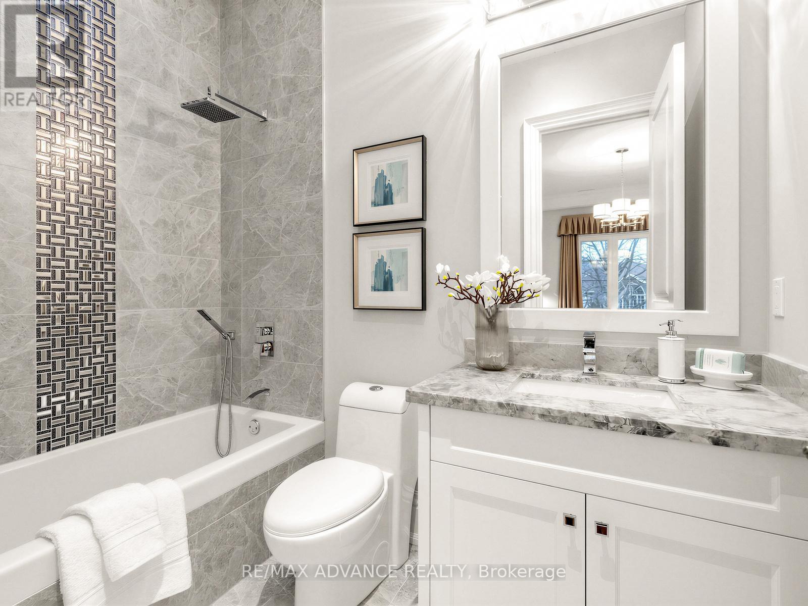 5 Lloydminster Crescent, Toronto, Ontario  M2M 2R9 - Photo 43 - C13428340