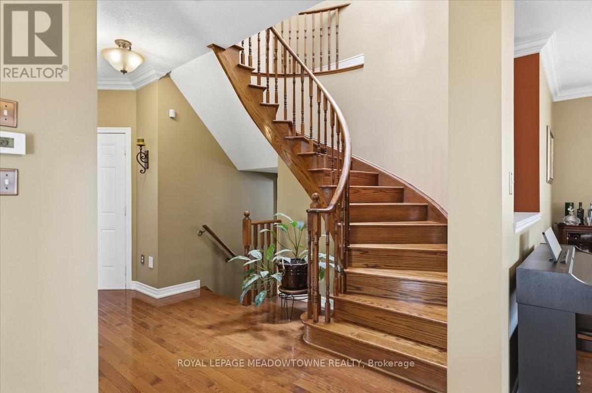 3 St Phillip Court, Whitby, Ontario  L1P 0A5 - Photo 26 - E13463038