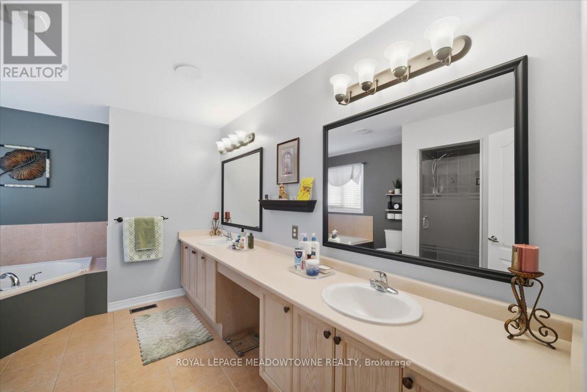 3 St Phillip Court, Whitby, Ontario  L1P 0A5 - Photo 30 - E13463038