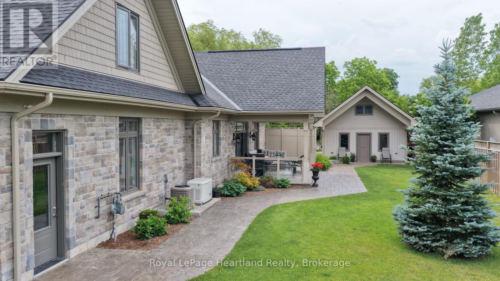 305 Mary Street, Central Huron, Ontario  N0M 1L0 - Photo 39 - X13465156