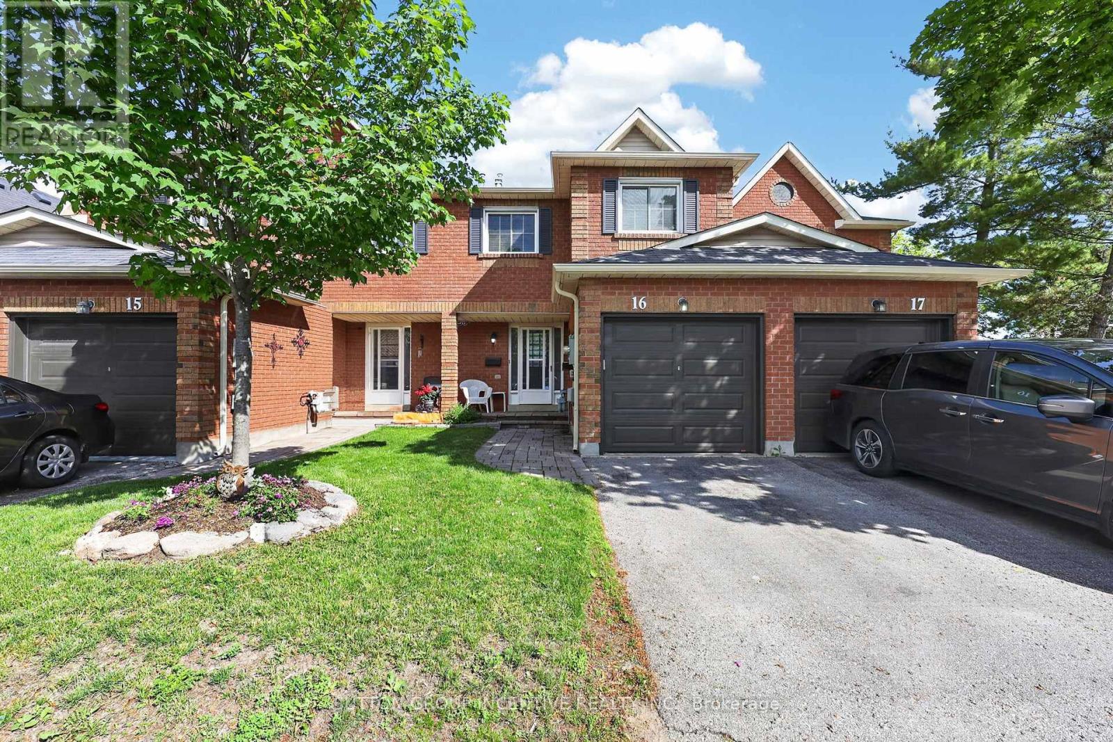 16 - 165 Kozlov Street, Barrie, Ontario  L4N 7M7 - Photo 2 - S13445630