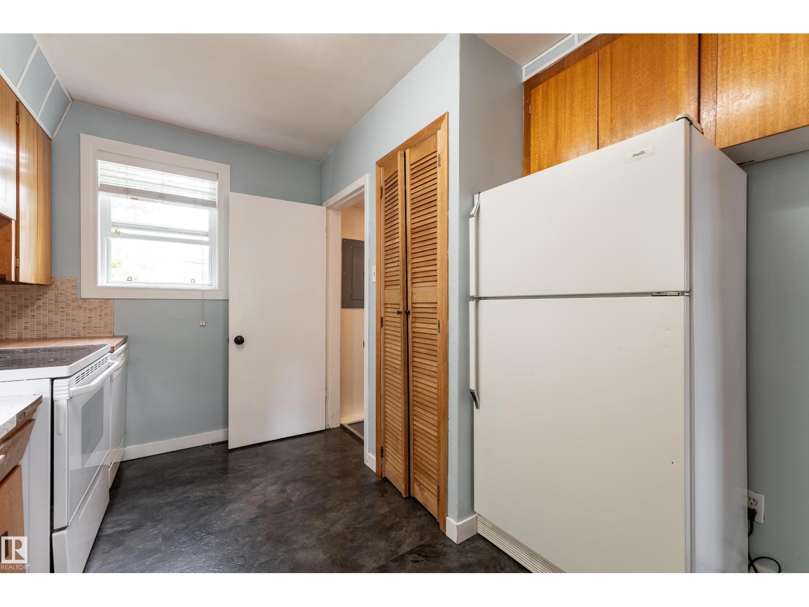 7528 82 Av NW, Edmonton, Alberta  T6C 0X9 - Photo 15 - E4494541