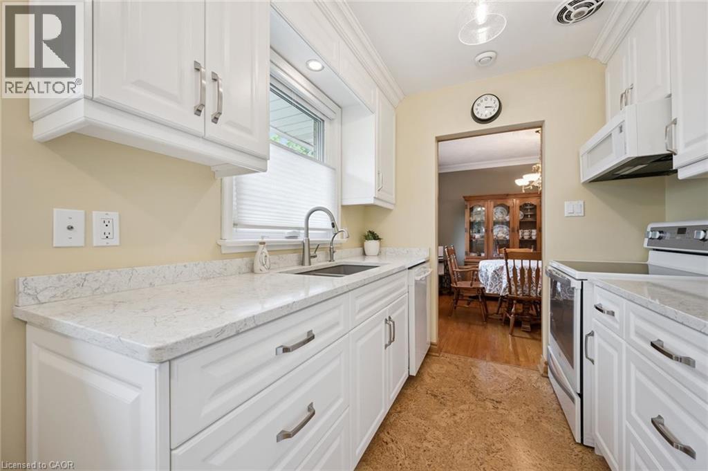 317 Pandora Avenue N, Kitchener, Ontario  N2H 3E4 - Photo 12 - 40837262