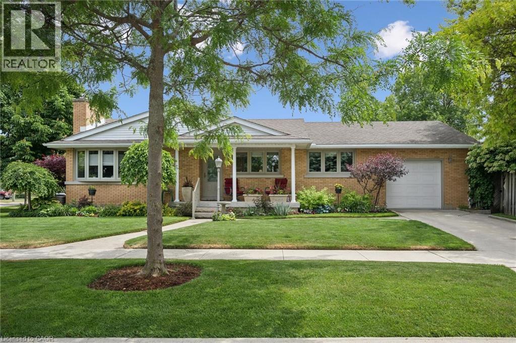 317 Pandora Avenue N, Kitchener, Ontario  N2H 3E4 - Photo 2 - 40837262