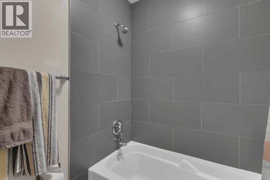 6104 Dalcastle Link, Calgary, Alberta  T3A 2P5 - Photo 23 - A2313874