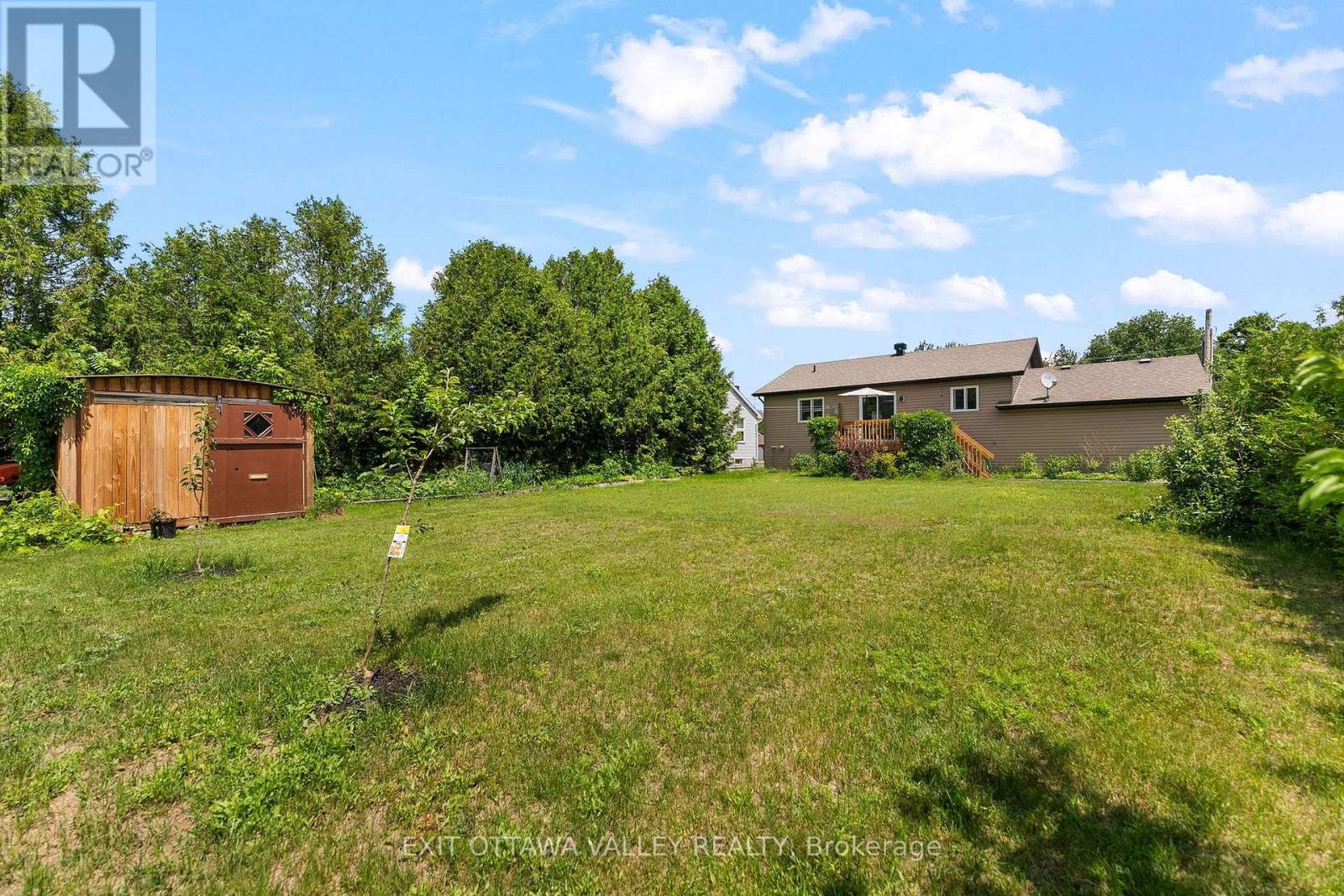9 Minto Street, Whitewater Region, Ontario  K0J 1C0 - Photo 39 - X13465198