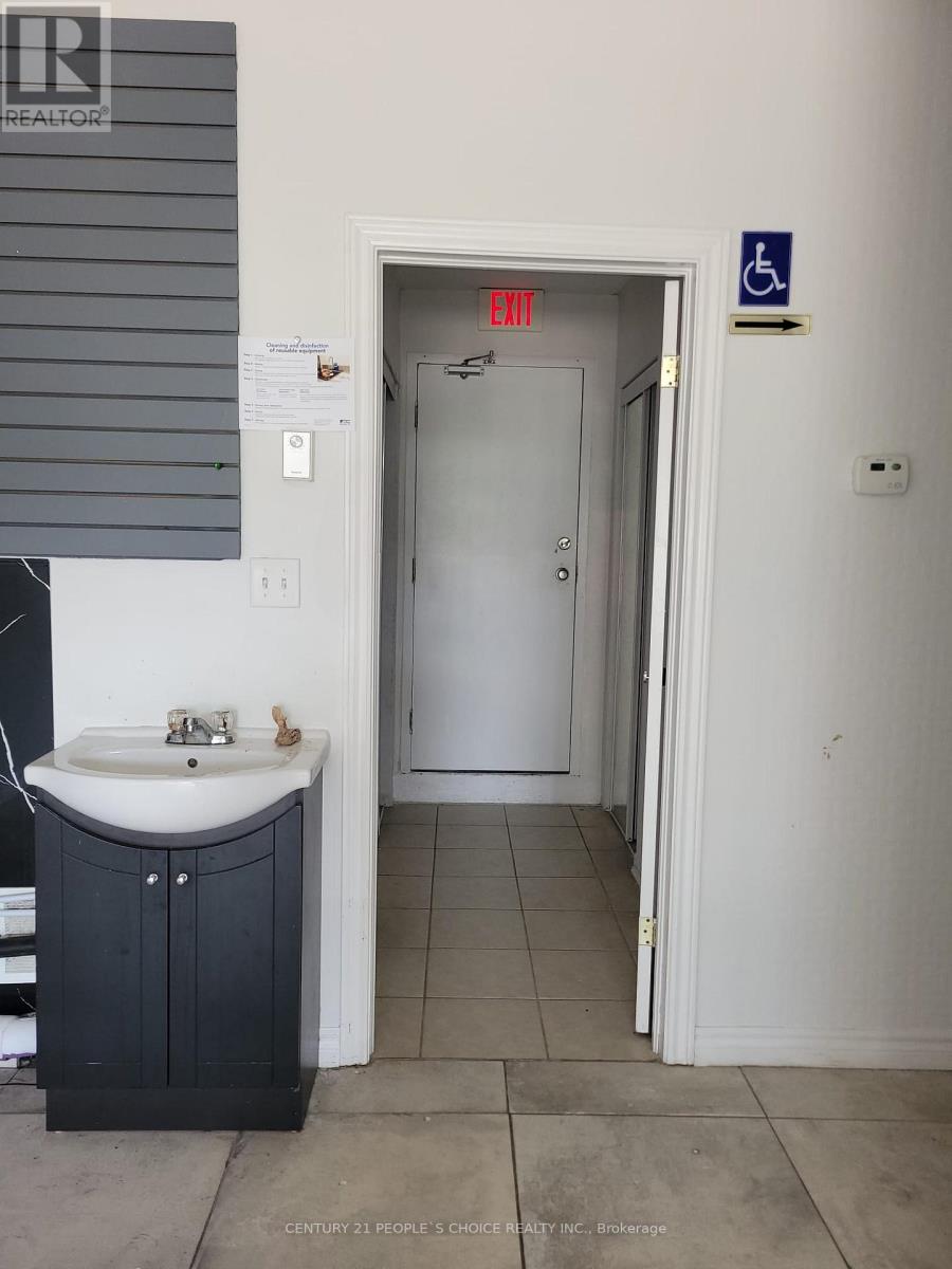 Unit-2 - 58 Commuter Drive, Brampton, Ontario L7A 0R3 - Photo 5 - W13114322