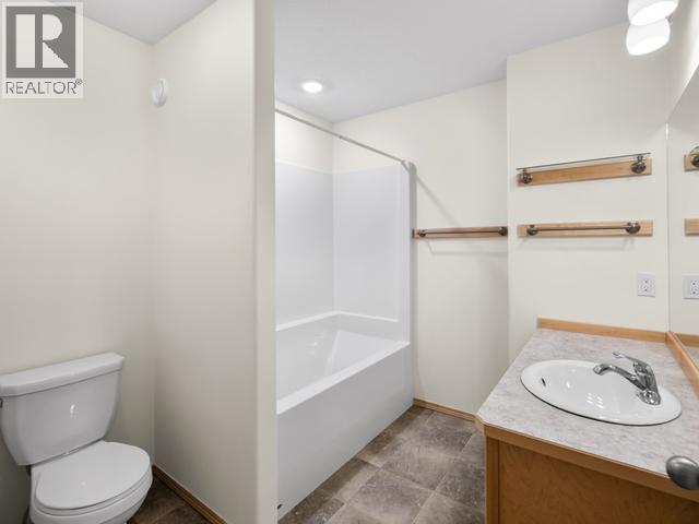 230 Keno Way, Whitehorse, Yukon Y1A 0S4 - Photo 17 - 17406