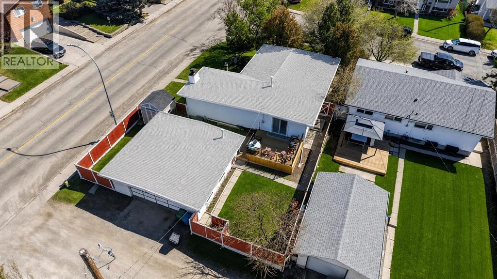 6451 70 Street NW, Calgary, Alberta  T3B 3J5 - Photo 3 - A2309030